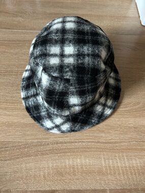 Boohoo Mens Black and White Plaid Bucket Hat